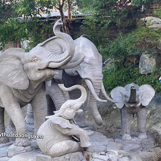 Tượng Voi Trang Trí Cảnh Quang