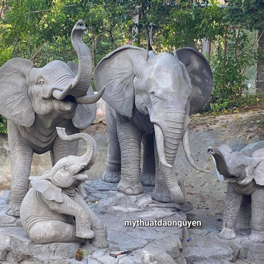 Tượng Voi Trang Trí Cảnh Quang