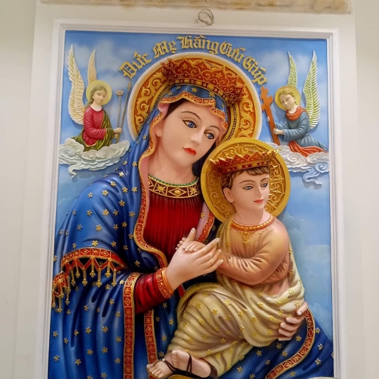 Tượng Đức mẹ MaRia