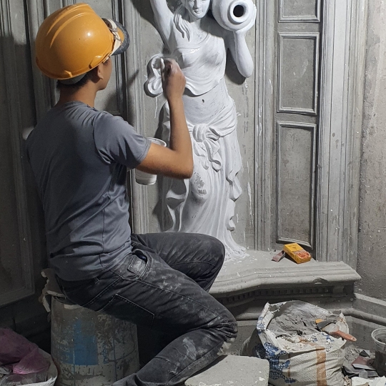 Tượng Cô Gái Ôm Bình Nước Bằng Xi Măng Đẹp 