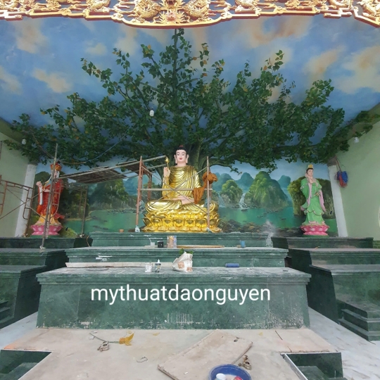 Tượng Bổn Sư Ngồi Đài Sen Sơn Dát Vàng
