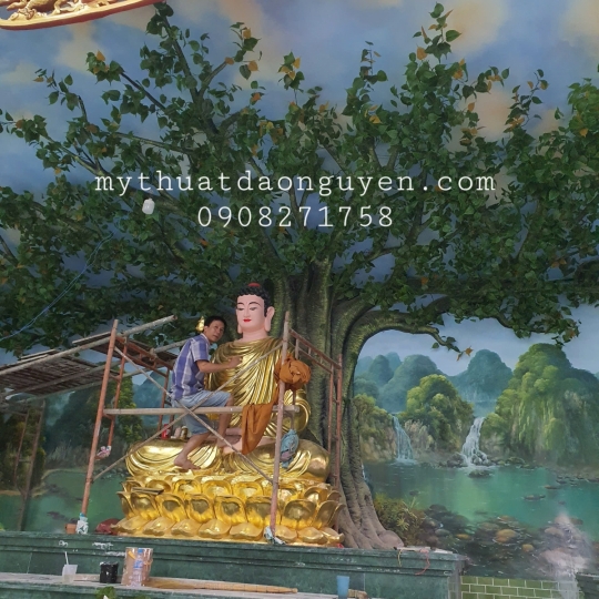 Tượng Bổn Sư Ngồi Đài Sen Sơn Dát Vàng