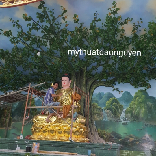 Tượng Bổn Sư Ngồi Đài Sen Sơn Dát Vàng