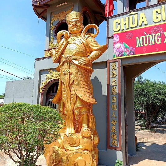 Tượng Kim Cang Hộ Pháp