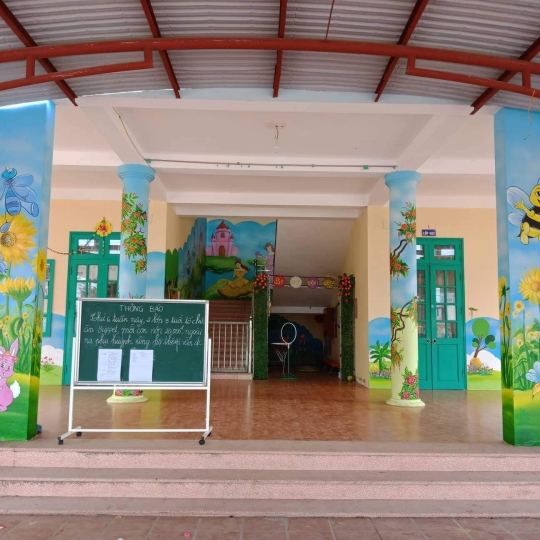 Vẽ Trang Trí Trường Mầm Non