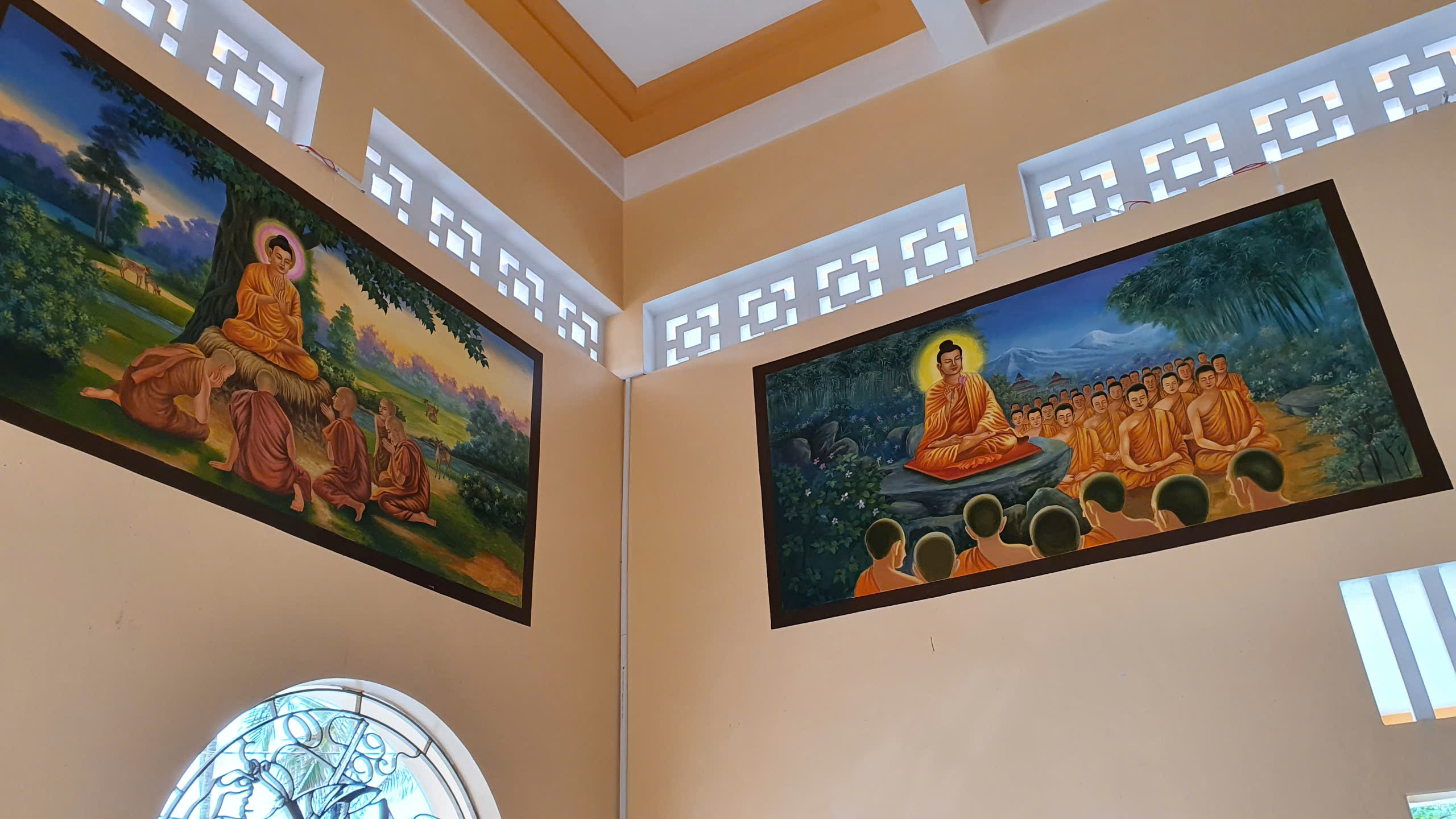 vẽ tranh tường phật giáo