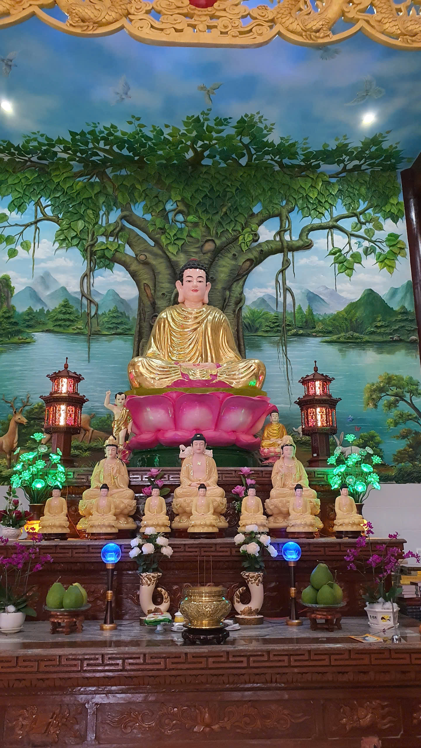 vẽ tranh tường phật giáo