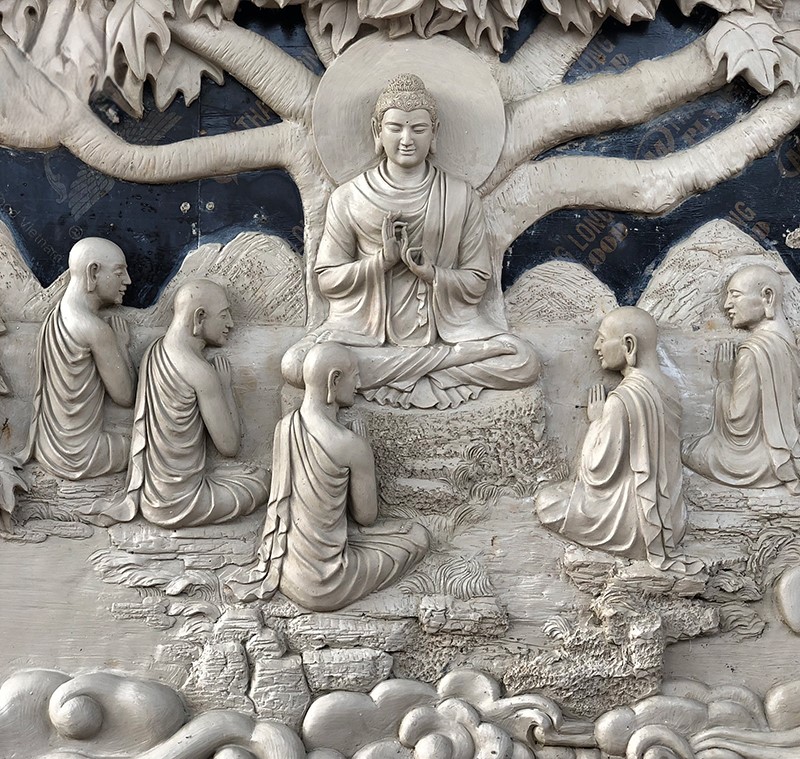 Phù điêu Phật giáo đắp tay cho chánh điện vách thờ