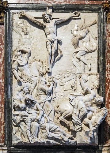 Điêu khắc tượng chúa Giêsu bằng xi măng