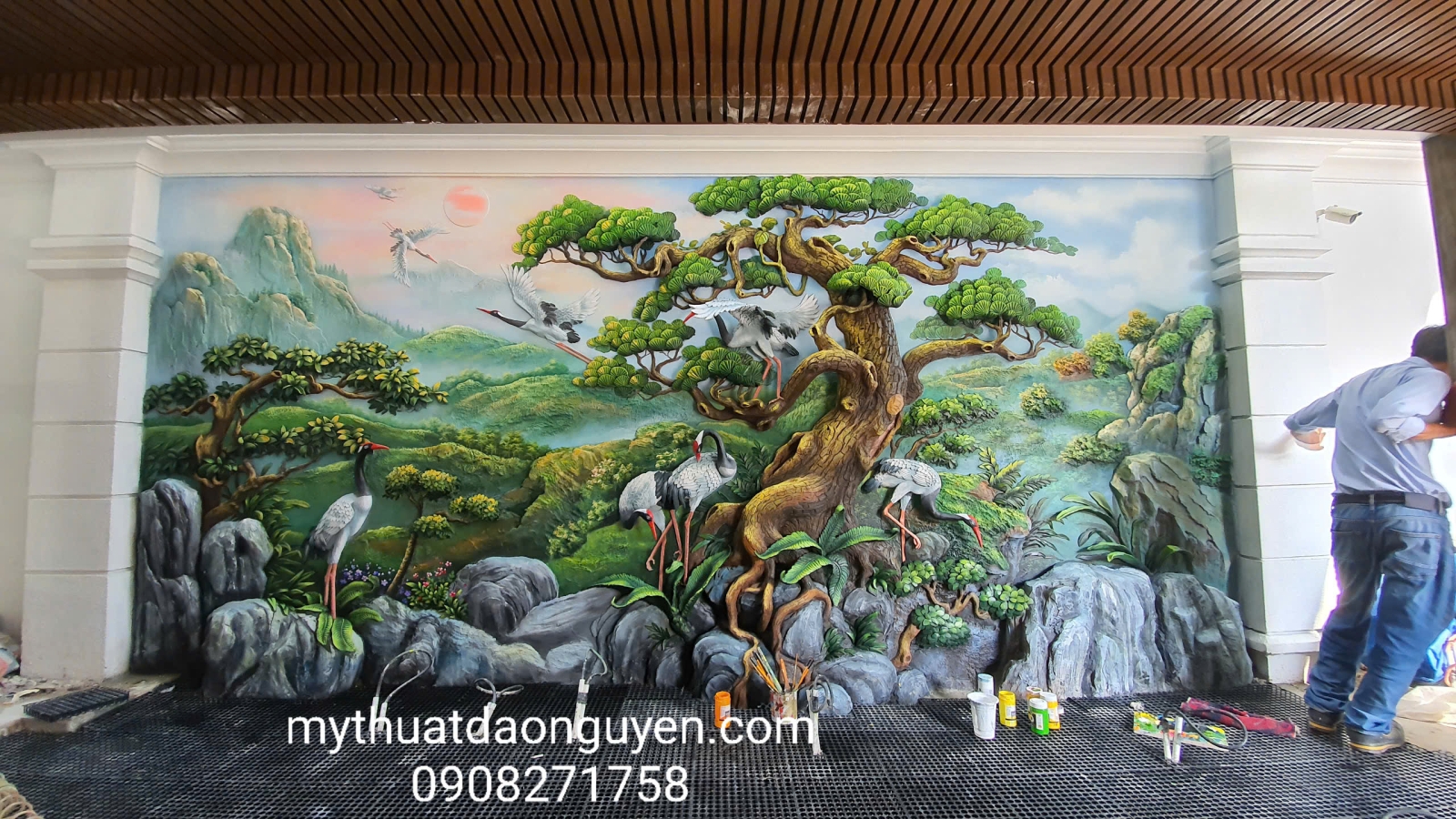 Cách vệ sinh và bảo quản tranh phù điêu